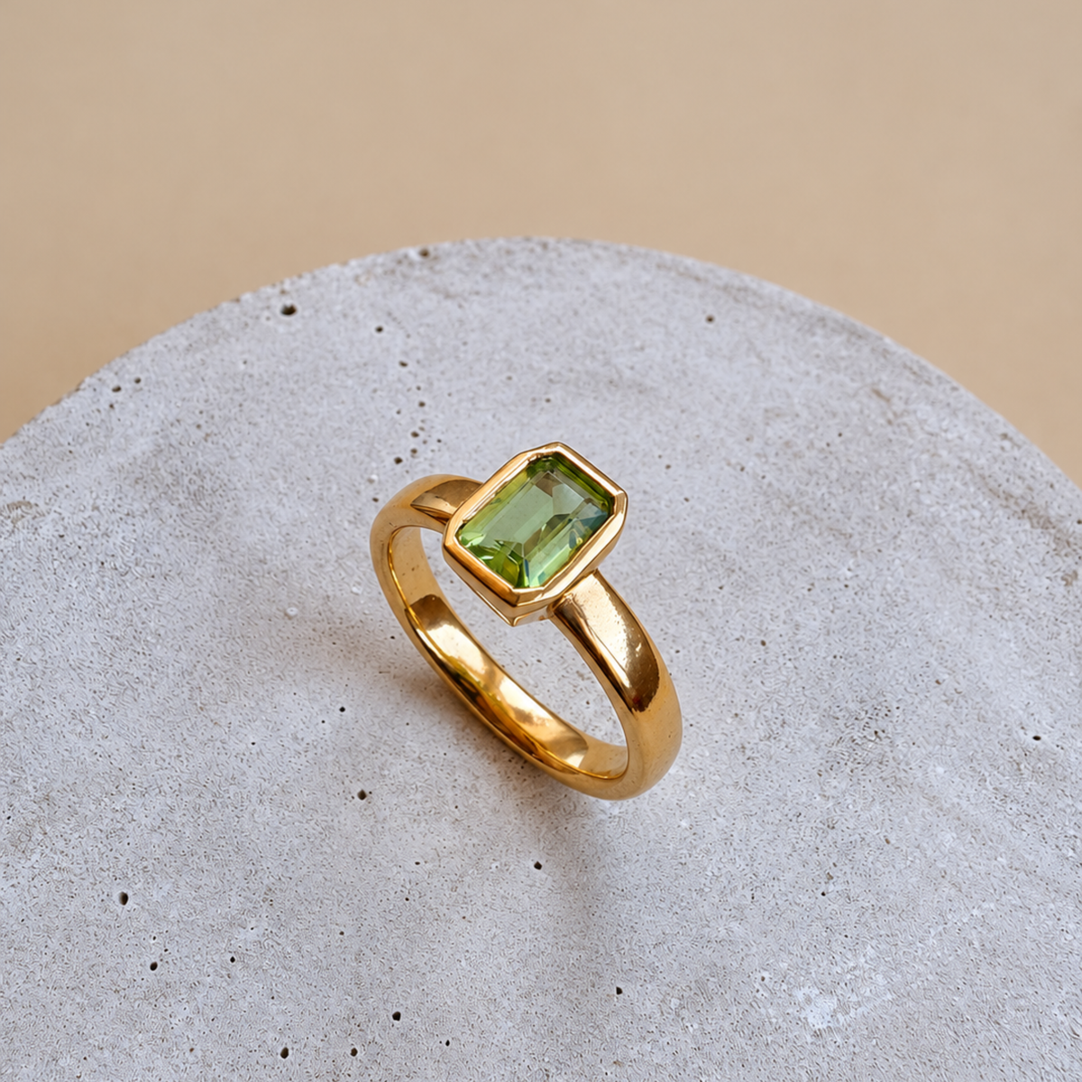 Anillo Cala peridoto - Listo para enviar