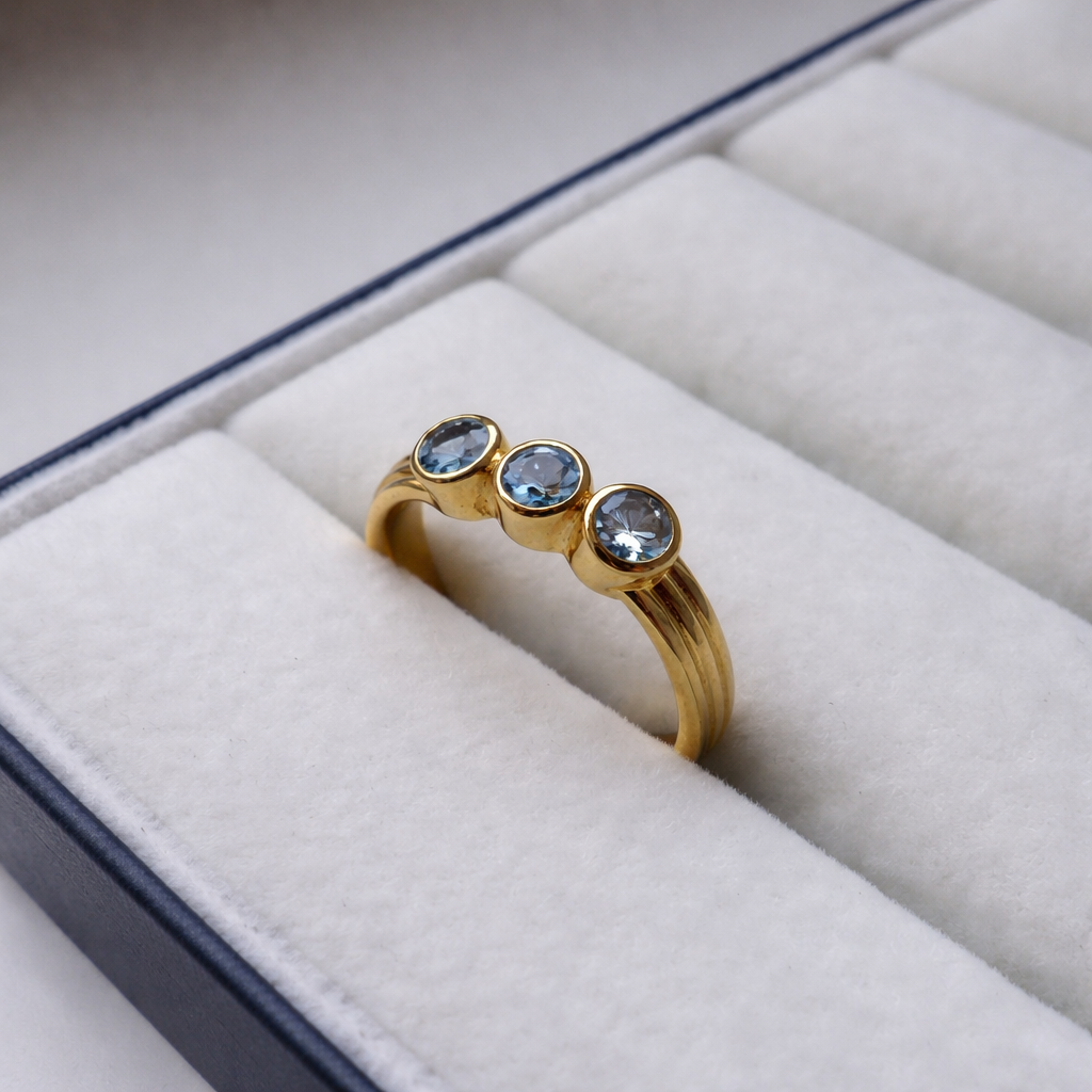 Anillo Trimarinas